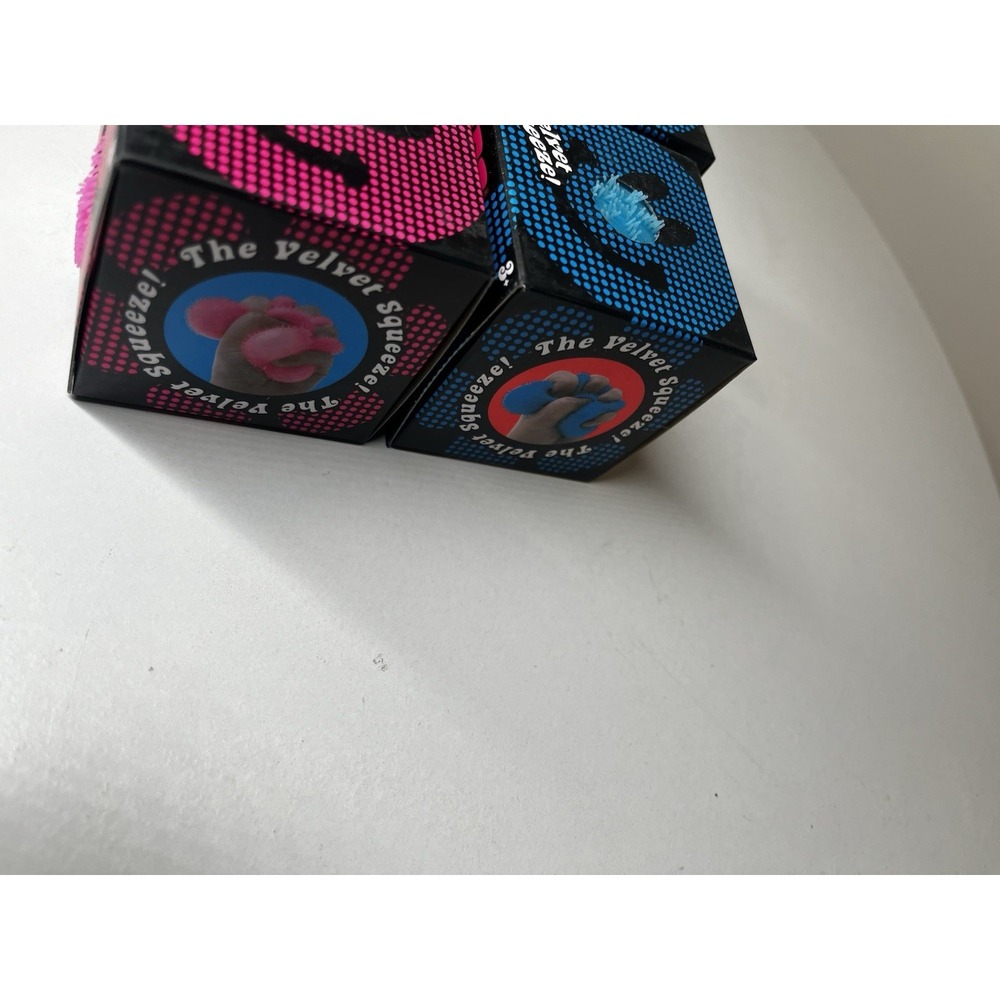 LOT OF 4 Nee Doh Needoh FUZZ BALL Flower Power The Velvet Squeeze Fuzzball NEW - Picture 4 of 8
